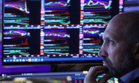 Thị trường bắt đầu lo lắng về trần nợ của Mỹ