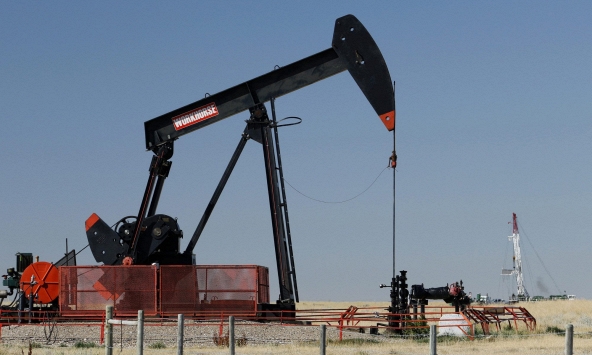 Giá xăng dầu 22/4: Dầu thô thế giới phục hồi