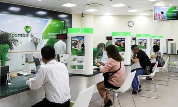 Khách vay ngân hàng gặp khó khăn được giãn nợ 12 tháng