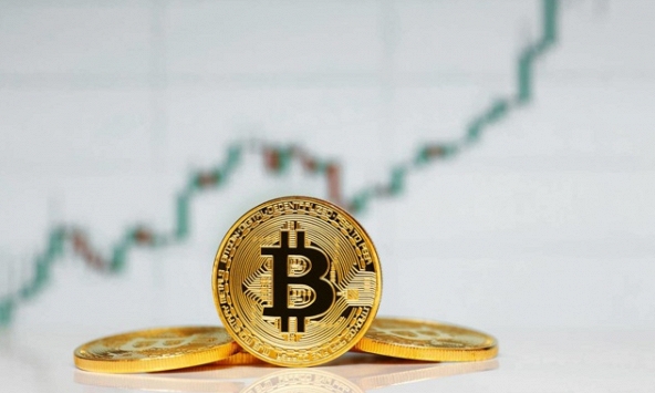 Bitcoin tăng vọt hơn 8%, tiến sát ngưỡng 30.000 USD