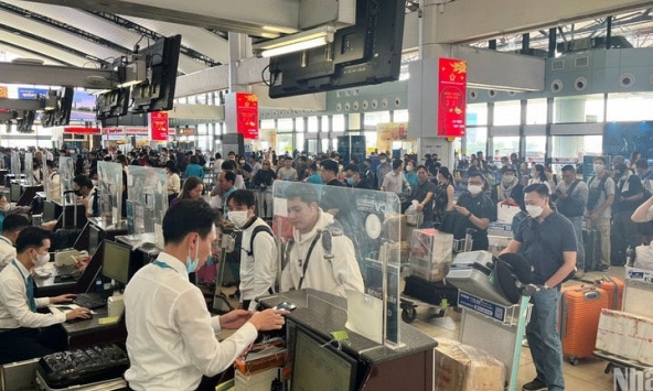 Cục Hàng không yêu cầu sử dụng thông tin tích hợp trên ứng dụng VneID thay giấy tờ