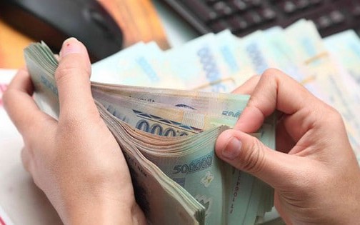 Hoạt động phát hành trái phiếu doanh nghiệp trầm lắng trở lại trong tháng 4