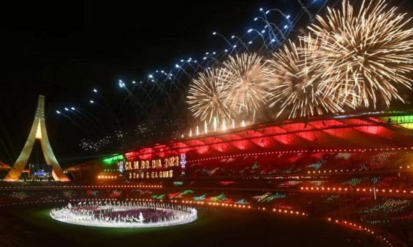 SEA Games 32: Bữa tiệc âm thanh, ánh sáng và dấu ấn văn hóa Campuchia