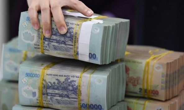 Lãi suất ngân hàng đầu tháng 5 tiếp tục giảm