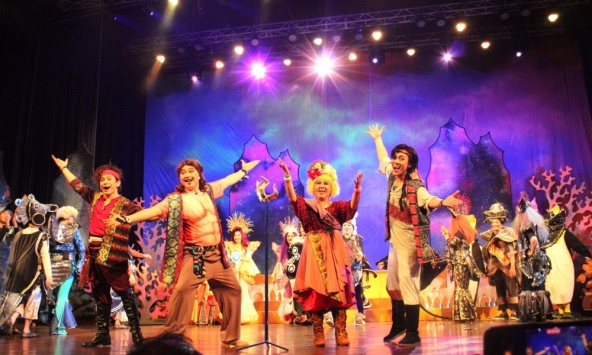 Giá vé vở kịch 'Ngày xửa ngày xưa' đội gấp 4-5 lần, khán giả TP.HCM bức xúc bỏ vé