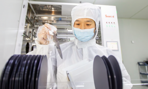 Nhập khẩu chip của Trung Quốc giảm mạnh trong 3 tháng đầu năm