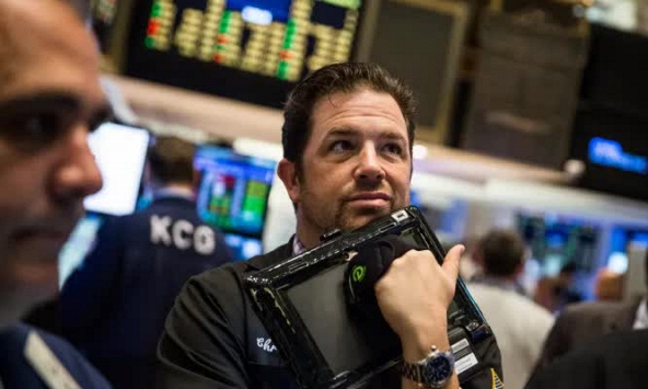 Chứng khoán châu Á giao dịch trái chiều trước các dữ liệu kinh tế khu vực