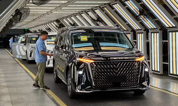 Trung Quốc vượt Nhật trở thành nước xuất khẩu ô tô hàng đầu thế giới