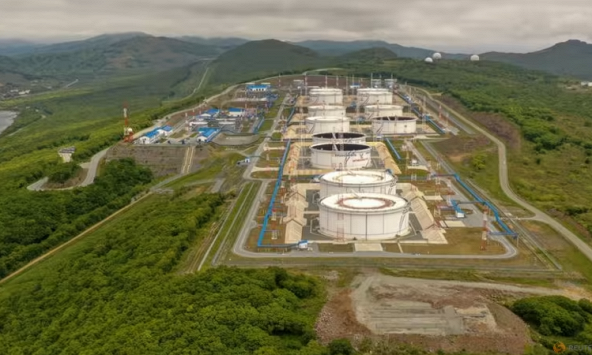 Đồng USD tăng đẩy giá dầu giảm thế giới giảm khoảng 1%