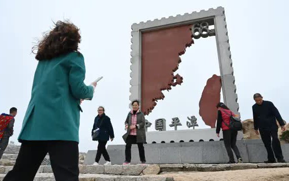 Elon Musk và Warren Buffett đang gióng lên hồi chuông cảnh báo về vấn đề Đài Loan