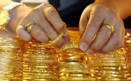 Giá vàng có thể 'dễ dàng' lấy lại 2.000 USD vào tuần này