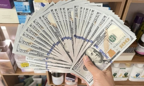 Tỷ giá USD hôm nay 26/5: Tỷ giá trung tâm tăng mạnh 15 đồng