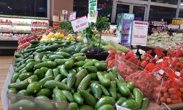 Nắng nóng, thực phẩm giải nhiệt đắt khách