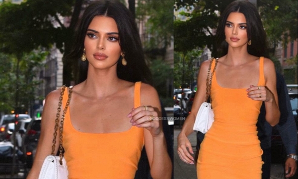 Chị em thỏa thích 'khoe đường cong triệt để' với váy bodycon