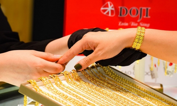 Giá vàng hôm nay 30/5: Vàng thế giới chững lại