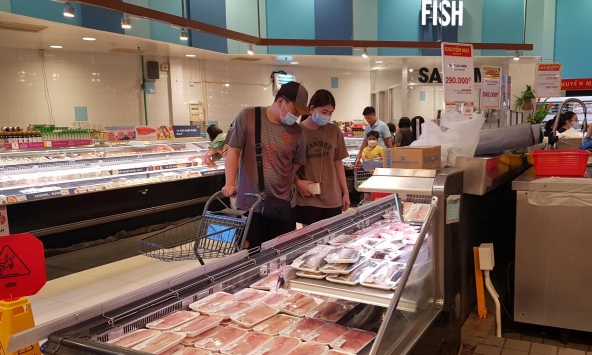 Giá thịt gia súc, gia cầm tăng nhẹ