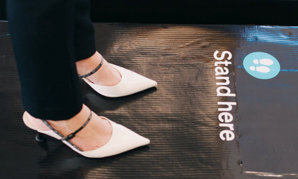 Vì sao Air New Zealand cân hành khách trước khi lên máy bay?