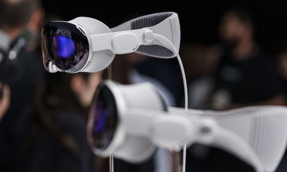 Kính Vision Pro giá gần 3.500 USD vừa ra mắt của Apple có gì hấp dẫn?