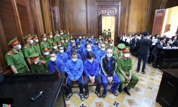 Sáng nay, 67 cáo hầu tòa vụ Thuduc House