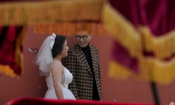 Tỷ lệ kết hôn ở Trung Quốc giảm xuống mức thấp lịch sử