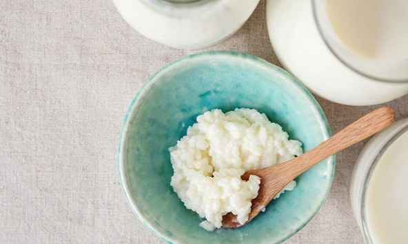 9 lợi ích sức khỏe của sữa lên men Kefir, có thể bạn chưa biết