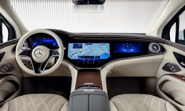 Mercedes-Benz thử nghiệm ChatGPT vào ô tô