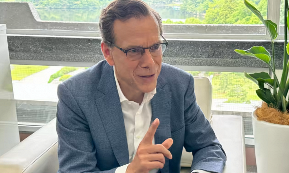 L'Oreal áp lực từ người tiêu dùng 'hiểu biết về sắc đẹp' ở châu Á