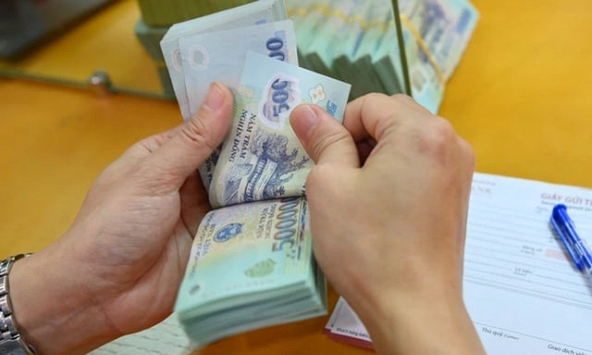 Loạt ngân hàng giảm lãi suất tiền gửi từ ngày 19/6