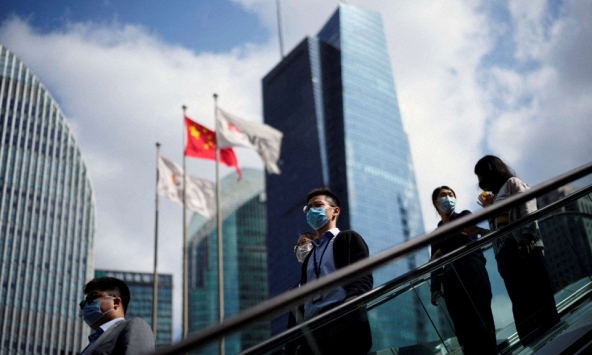 Vì sao giới tài chính Trung Quốc dặn nhân viên không mặc đồ hiệu?