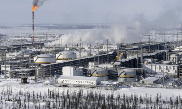 Giá xăng dầu hôm nay 24/6: Tiếp đà giảm