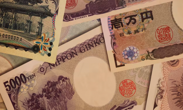 Nhật Bản thực hiện các bước thích hợp nếu đồng yên suy yếu quá mức