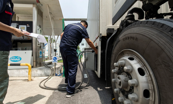 Trung Quốc có thể đẩy mạnh xuất khẩu để thoát khỏi suy thoái kinh tế?