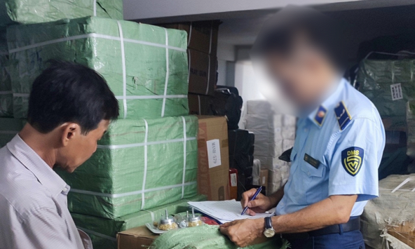 Kiểm tra nhiều cơ sở kinh doanh và điểm chứa trữ dụng cụ điện máy cầm tay có dấu hiệu giả mạo