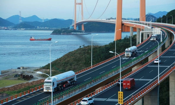 Vì sao Trung Quốc vẫn ráo riết mua khí đốt tự nhiên?