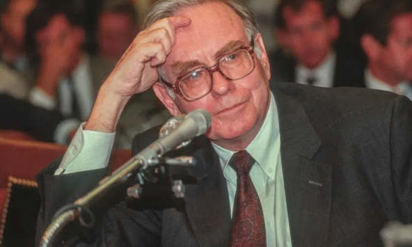 Sai lầm này khiến tỷ phú Warren Buffett tiêu tốn 11 tỷ USD