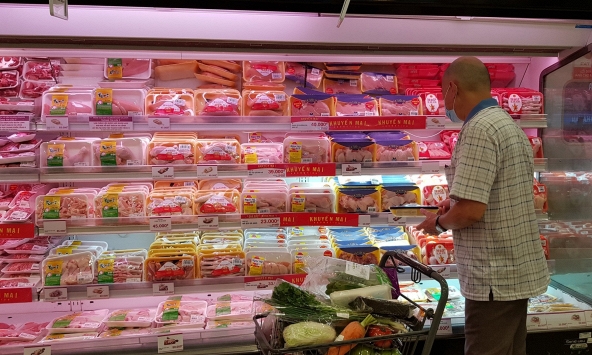 Giá gà, vịt bất ngờ giảm sâu