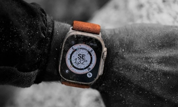 Apple Watch Ultra 2 với màn hình lớn hơn sẽ ra mắt 2026