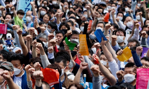 Mức lương cơ bản của Nhật Bản tăng mạnh nhất kể từ năm 1995