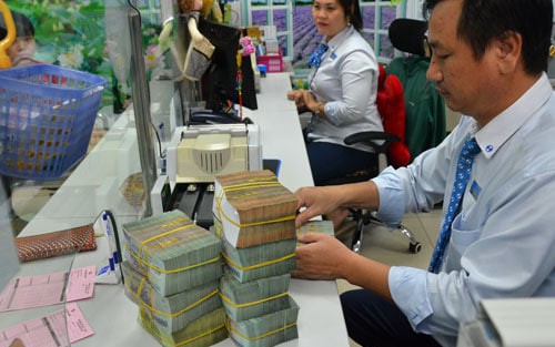 Yêu cầu NHNN tiếp tục giảm mặt bằng lãi suất từ 1,5 - 2%