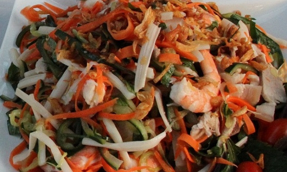 Món ngon mỗi ngày: Cách làm gỏi ngó sen tôm thịt giòn ngon