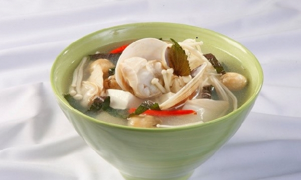 Canh ngao chua nấu đậu hũ thanh mát, đậm đà