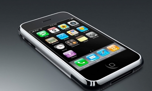 iPhone thế hệ đầu nguyên seal được bán với giá 4,5 tỷ đồng