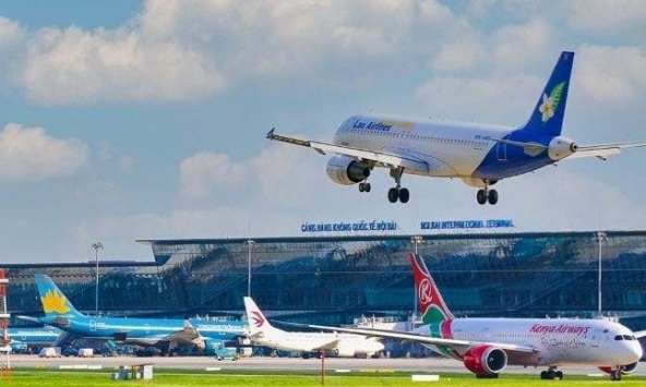 Sau bão Talim, hàng không khôi phục hoạt động khi 3 sân bay mở cửa trở lại