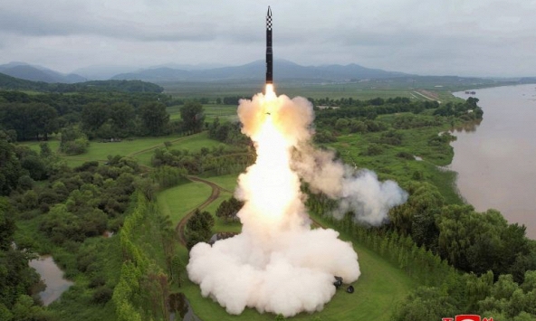 Triều Tiên bắn nhiều tên lửa hành trình ra biển khi căng thẳng gia tăng