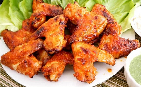 Cách làm cánh gà nướng mật ong thơm, ngon, giòn đầy hấp dẫn