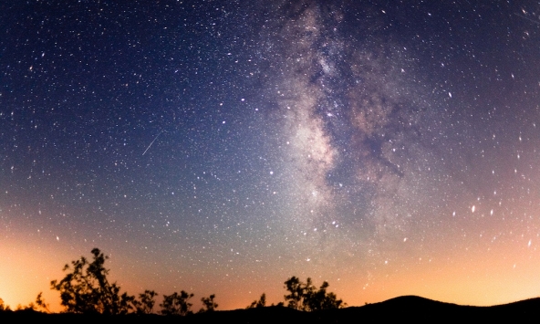 Lịch thiên văn tháng 10/2024: Xuất hiện nhật thực hình khuyên đầu tháng