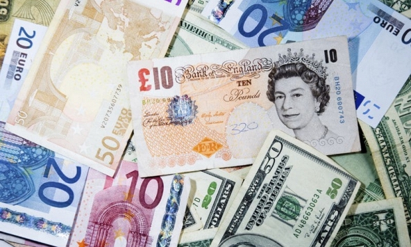 Giá USD hôm nay 25/7: Tỷ giá trung tâm tăng 26 đồng