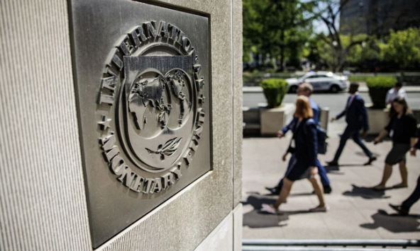 IMF nâng dự báo tăng trưởng kinh tế toàn cầu năm 2023