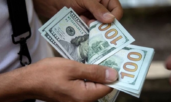 Giá USD hôm nay 26/7: Tỷ giá trung tâm giảm 16 đồng