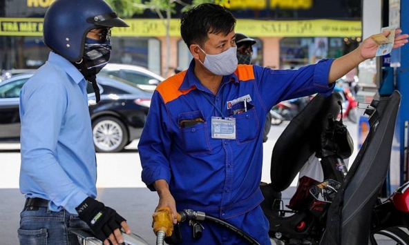 Giá xăng dầu trong nước có thể tăng mạnh vào ngày mai (1/8)